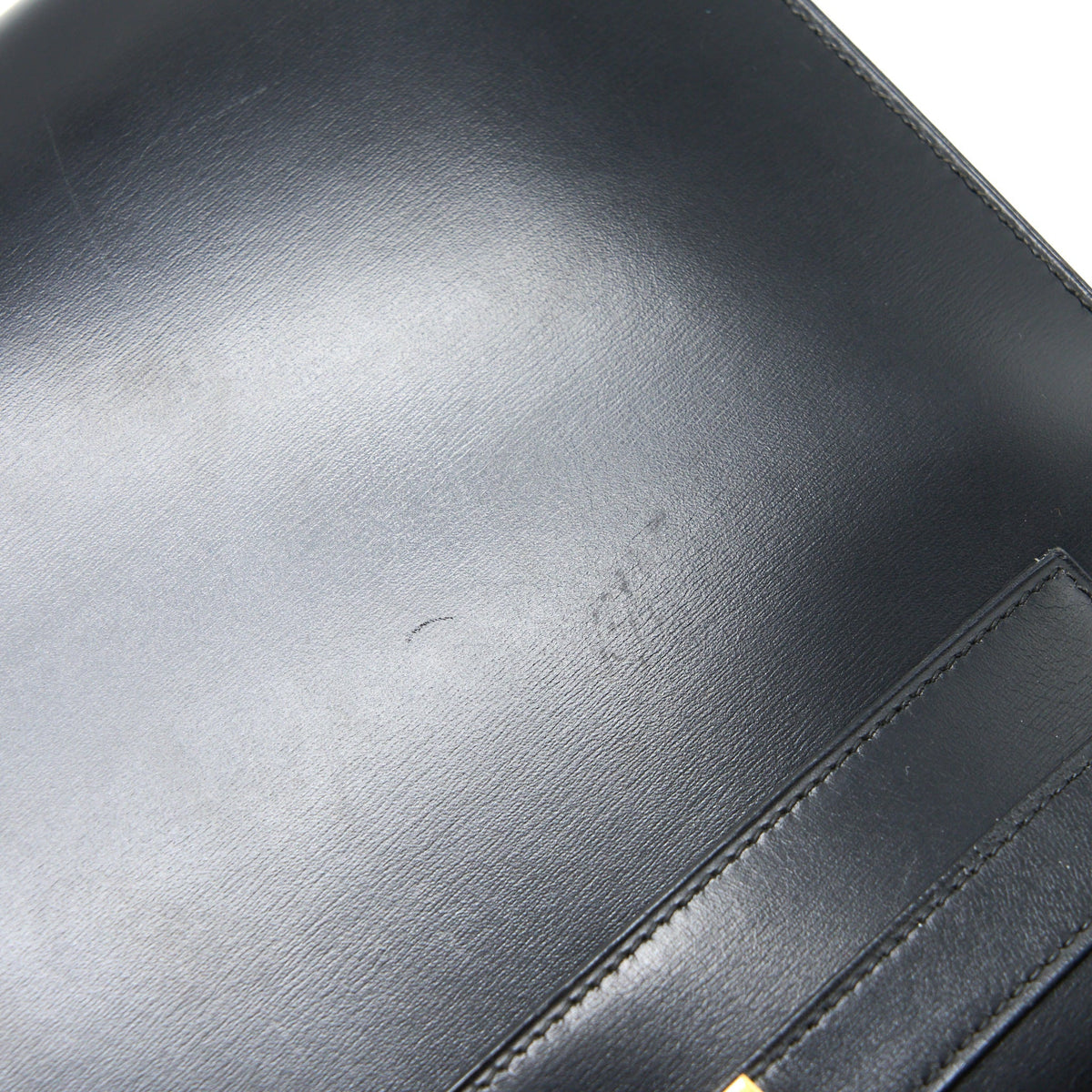 Hermes Vintage Kelly 28 Box Black GHW Stamp Circle R