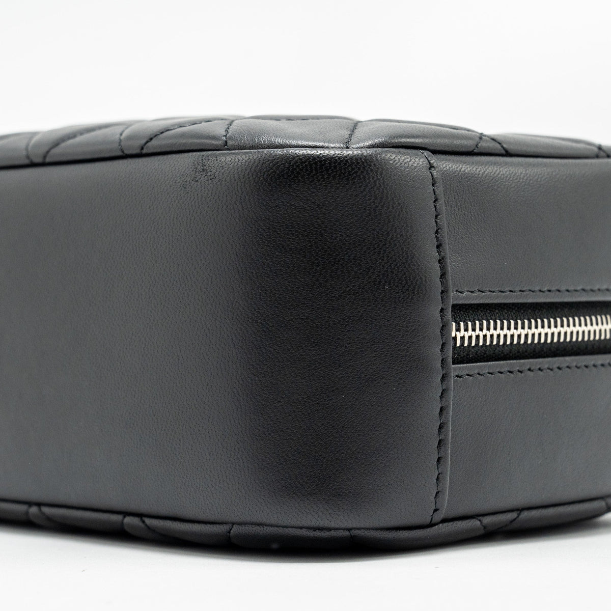 CHANEL QUILTED COSMETIC POUCH LAMBSKIN BLACK SHW