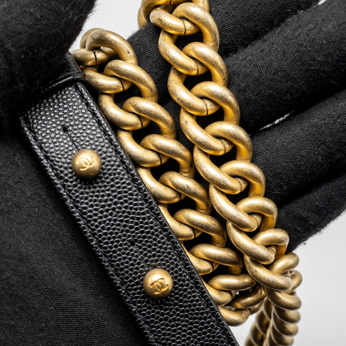 CHANEL SMALL BOY BAG CAVIAR BLACK GHW(MICROCHIP)