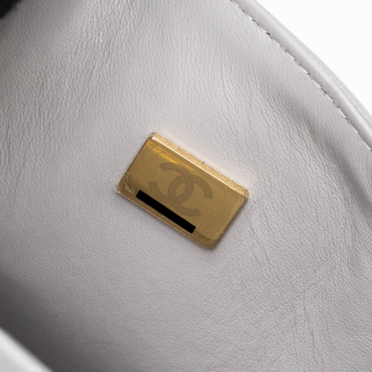CHANEL CLASSIC MEDIUM DOUBLE FLAP BAG CAVIAR LIGHT GREY LGHW (MICROCHIP)