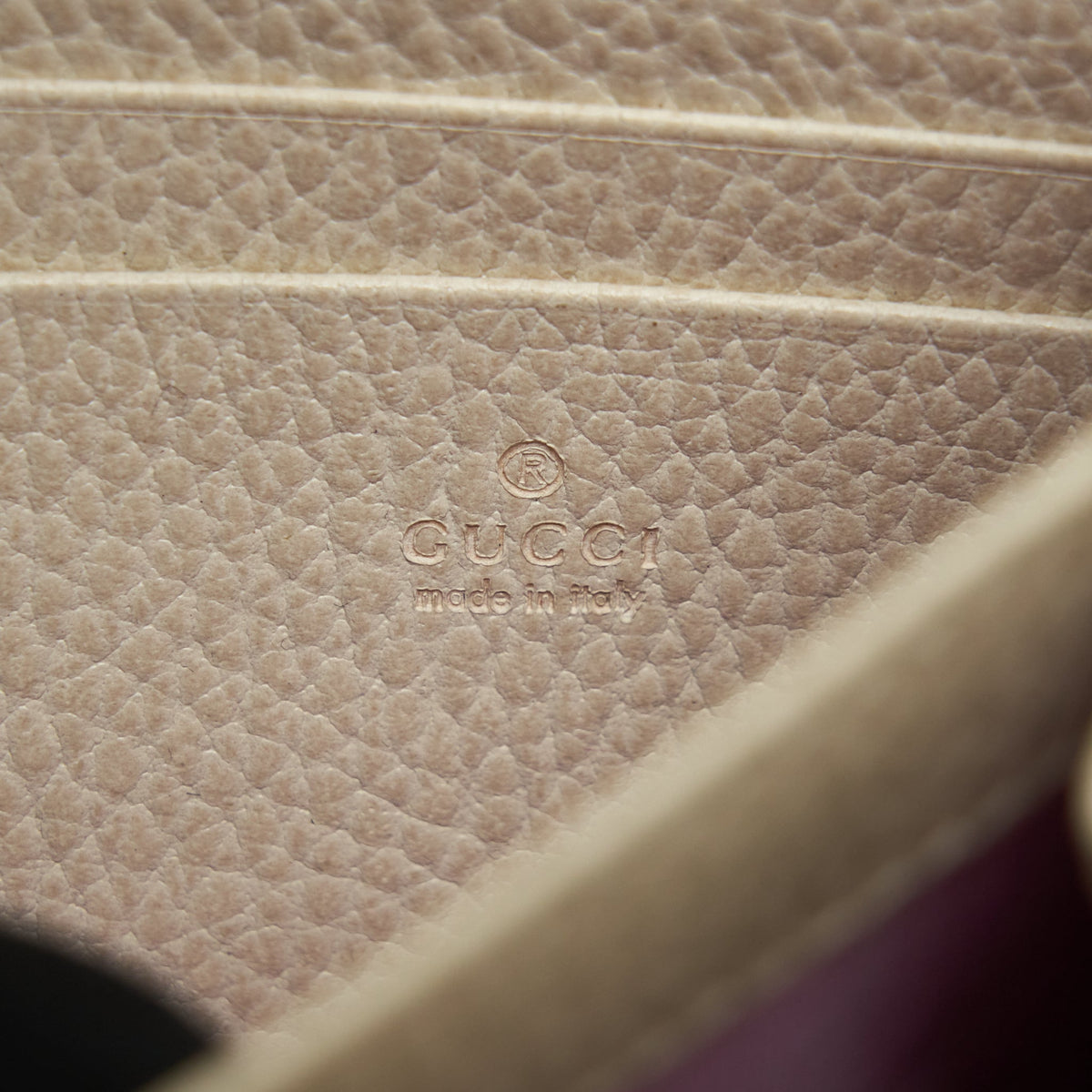 GUCCI DIONYSUS CHAIN WALLET CALFSKIN CREAM SHW
