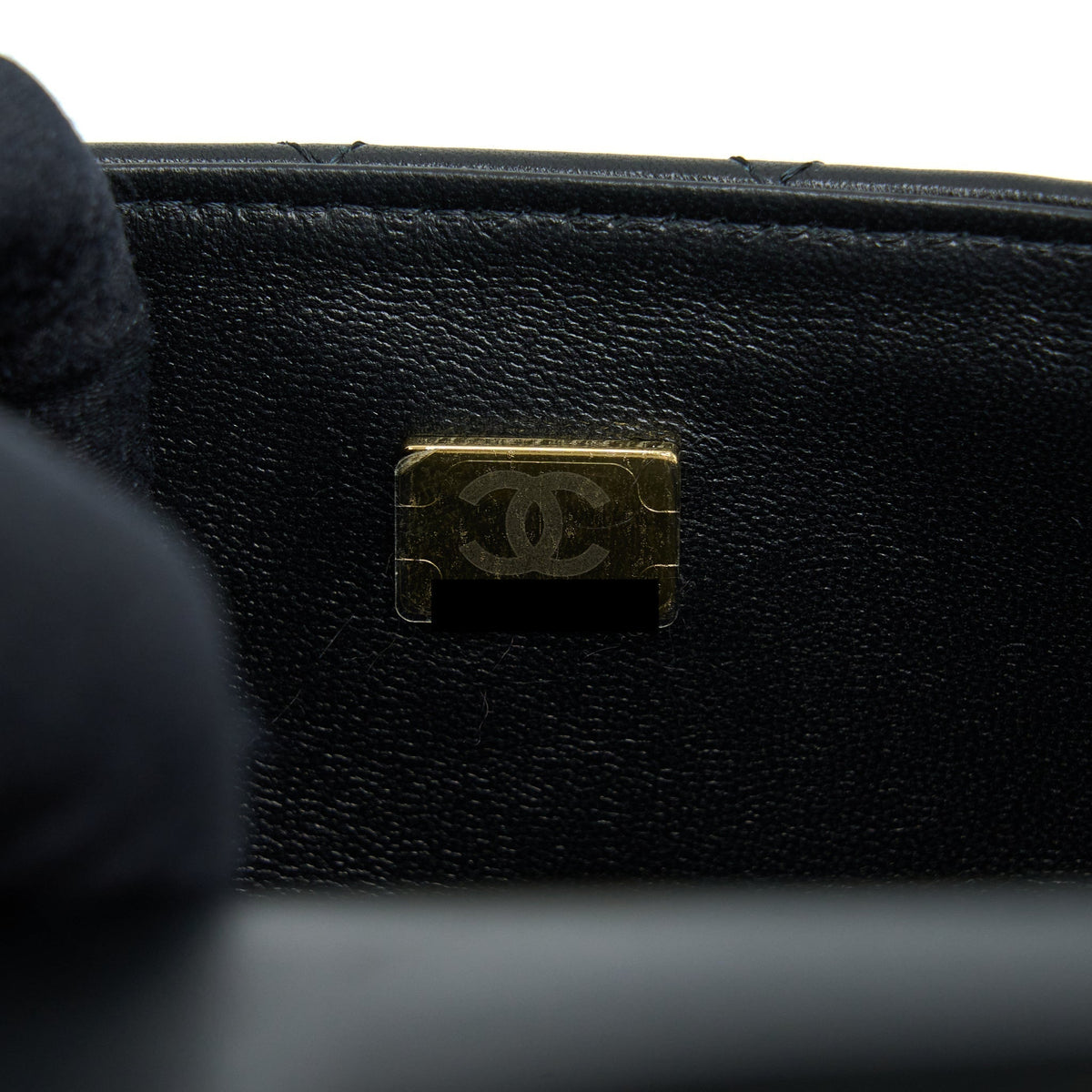 CHANEL 22A TOP HANDLE MINI RECTANGULAR FLAP BAG LAMBSKIN BLACK GHW (MICROCHIP)