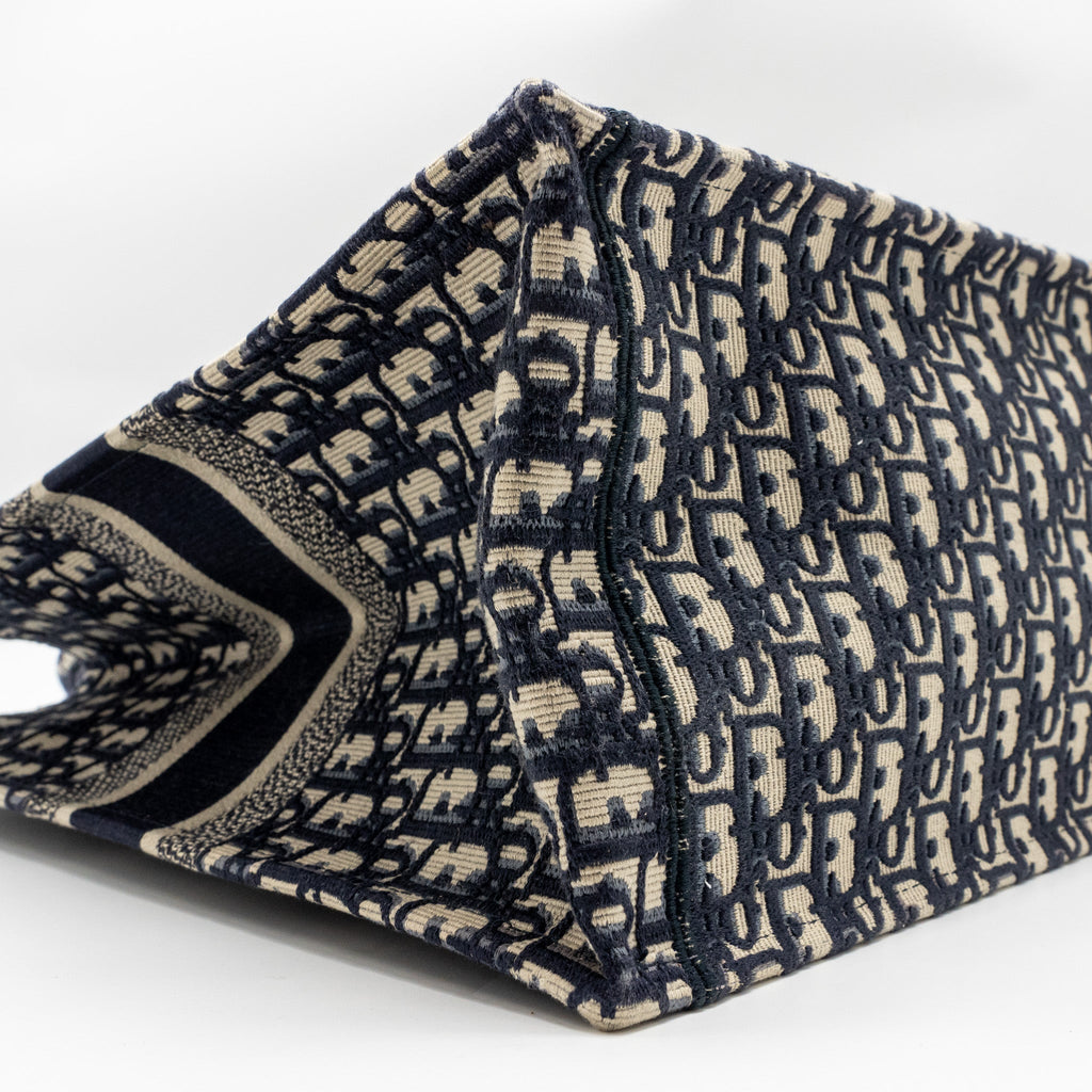 DIOR LARGE BOOK TOTE DIOR OBLIQUE CANVAS BLUE