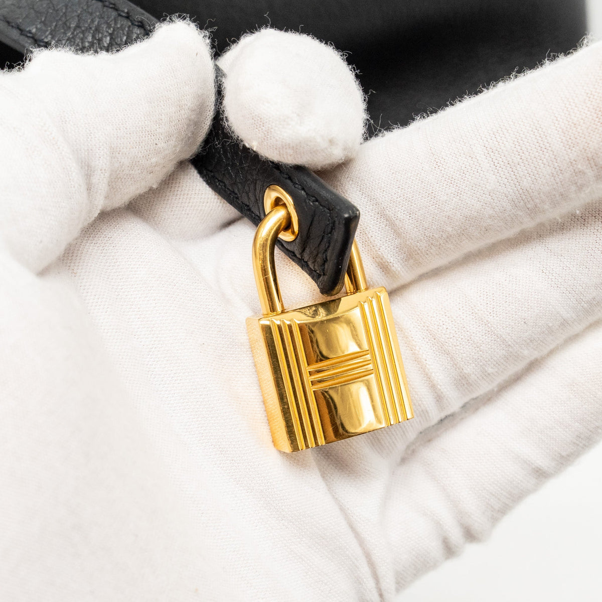 Hermes Picotin 22 Clemence Black GHW