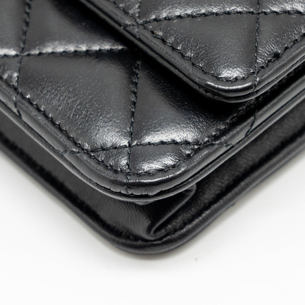 CHANEL TRENDY CC WALLET ON CHAIN LAMBSKIN BLACK LGHW (MICROCHIP)