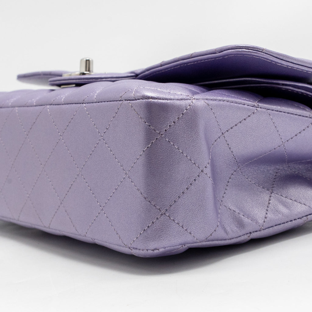 Chanel Medium Classic Double Flap Bag Lambskin IRIDESCENT Purple SHW (Microchip)