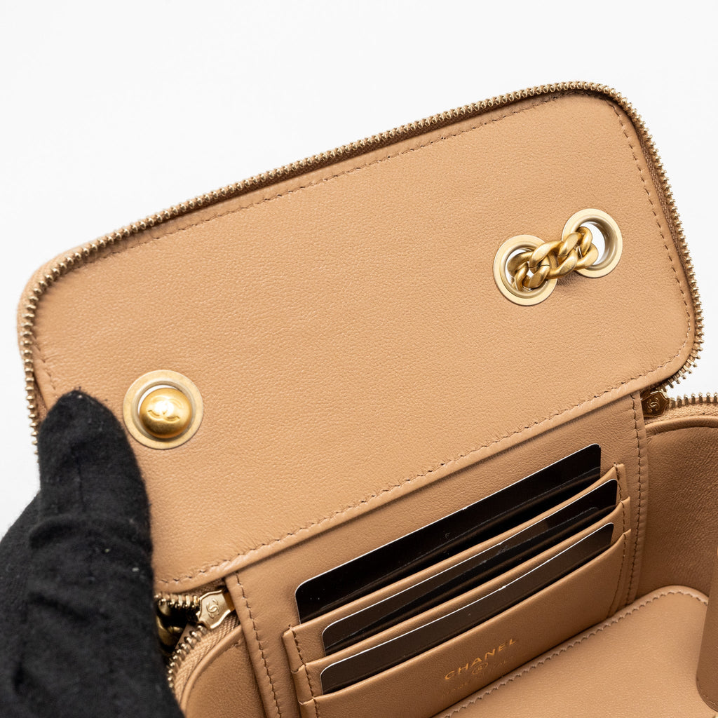 CHANEL GOLD PILLAR LONG VANITY CASE WITH ADJUSTABLE CHAIN LAMBSKIN DARK BEIGE GHW (MICROCHIP)