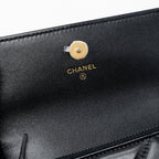 CHANEL MINI 19 WALLET ON CHAIN LAMBSKIN BLACK MULTICOLOUR HARDWARE (MICROCHIP)