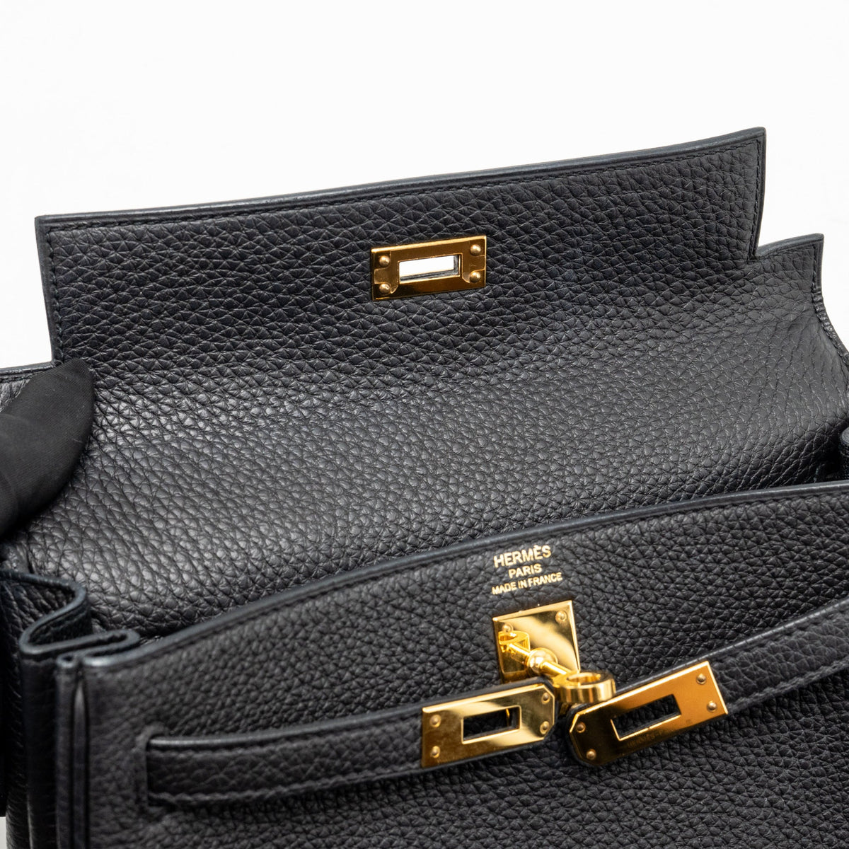 Hermes Kelly 25 Togo Black GHW