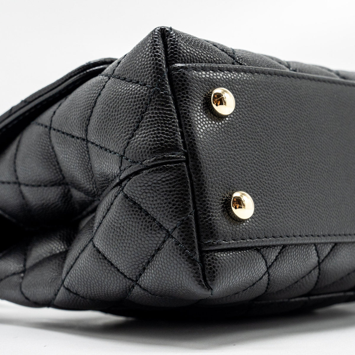 CHANEL SMALL COCO HANDLE CAVIAR BLACK LGHW (MICROCHIP)