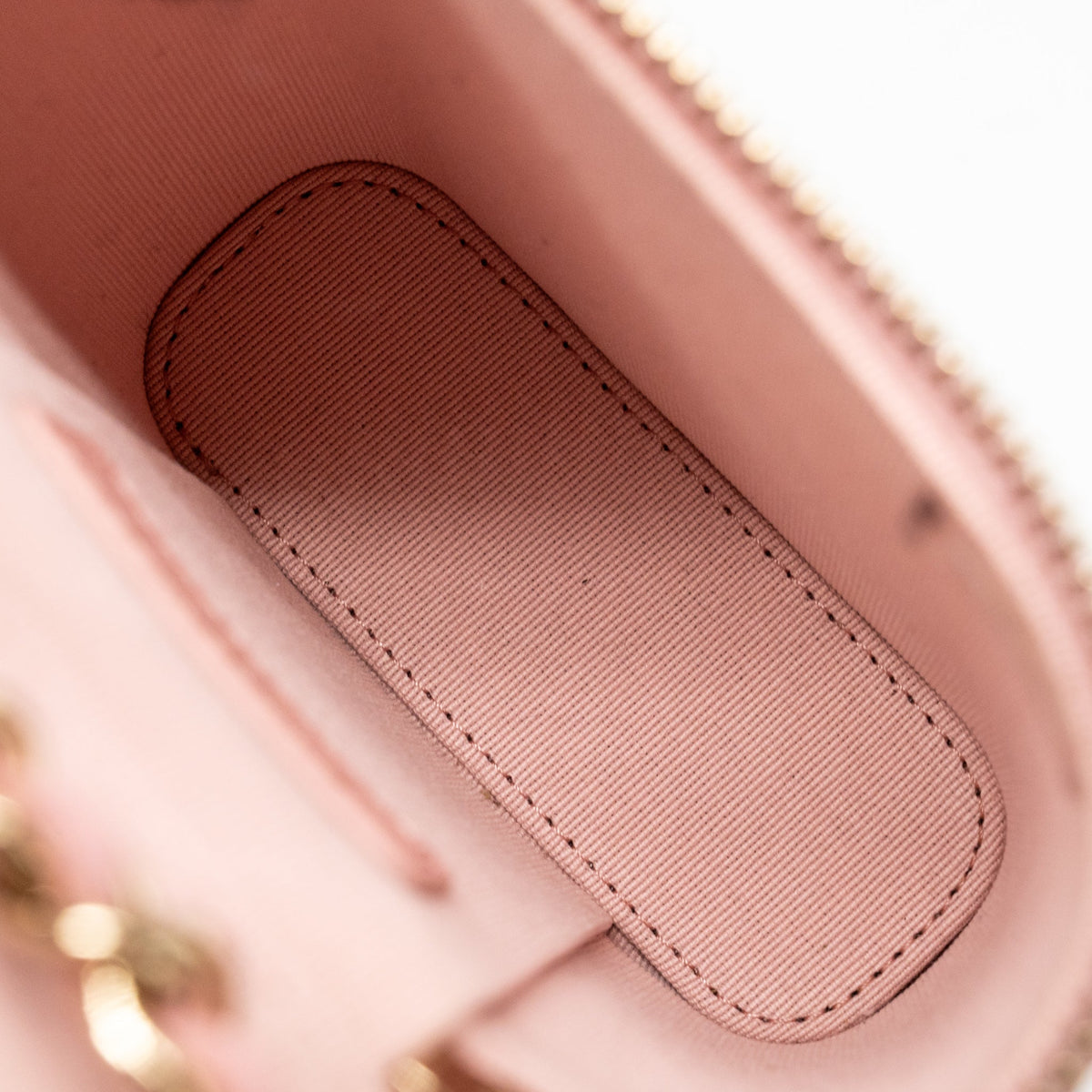 Chanel mini long vanity case with chain caviar pink LGHW