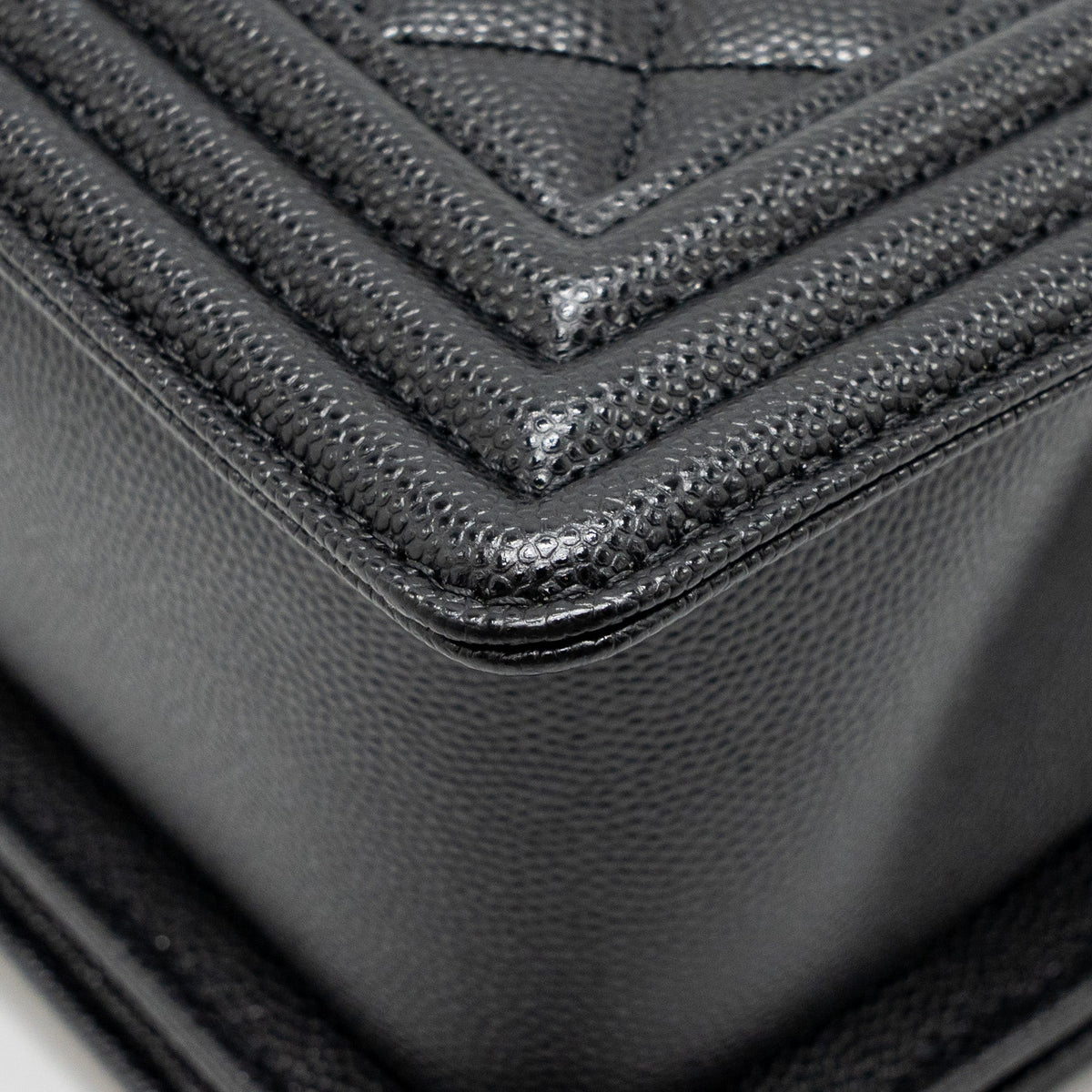 CHANEL MEDIUM CLASSIC BOY BAG CAVIAR BLACK GHW