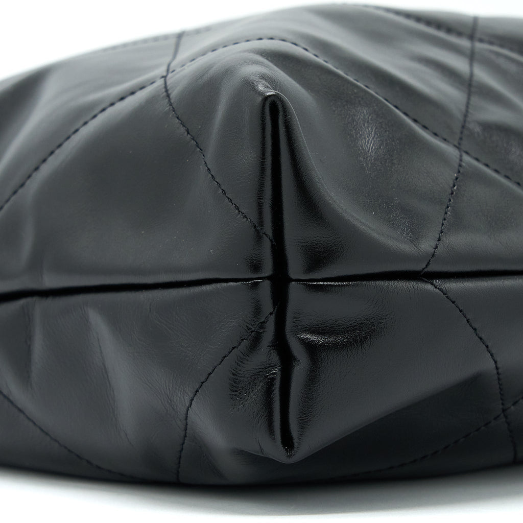 CHANEL MEDIUM 22 BAG SHINY CALFSKIN BLACK GHW (MICROCHIP)