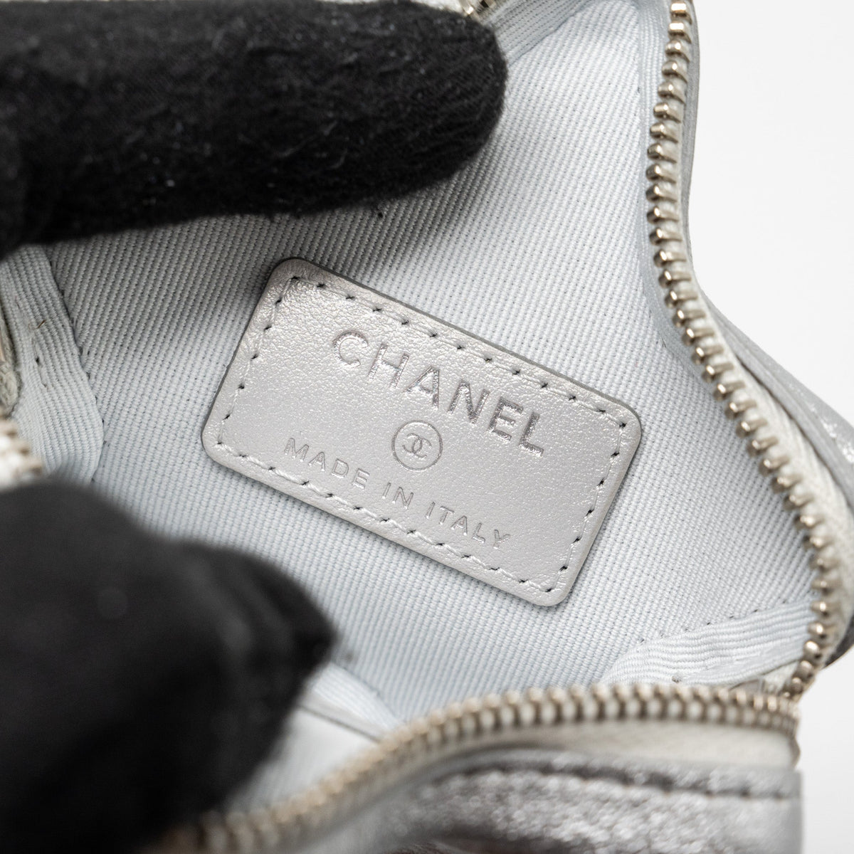 CHANEL MINI STAR COIN PURSE CALFSKIN SILVER LGHW(MICROCHIP)