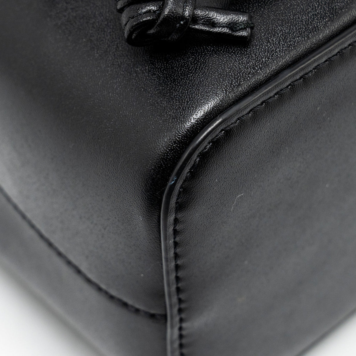 FENDI MINI MON TRESOR BUCKET BAG CALFSKIN BLACK GHW