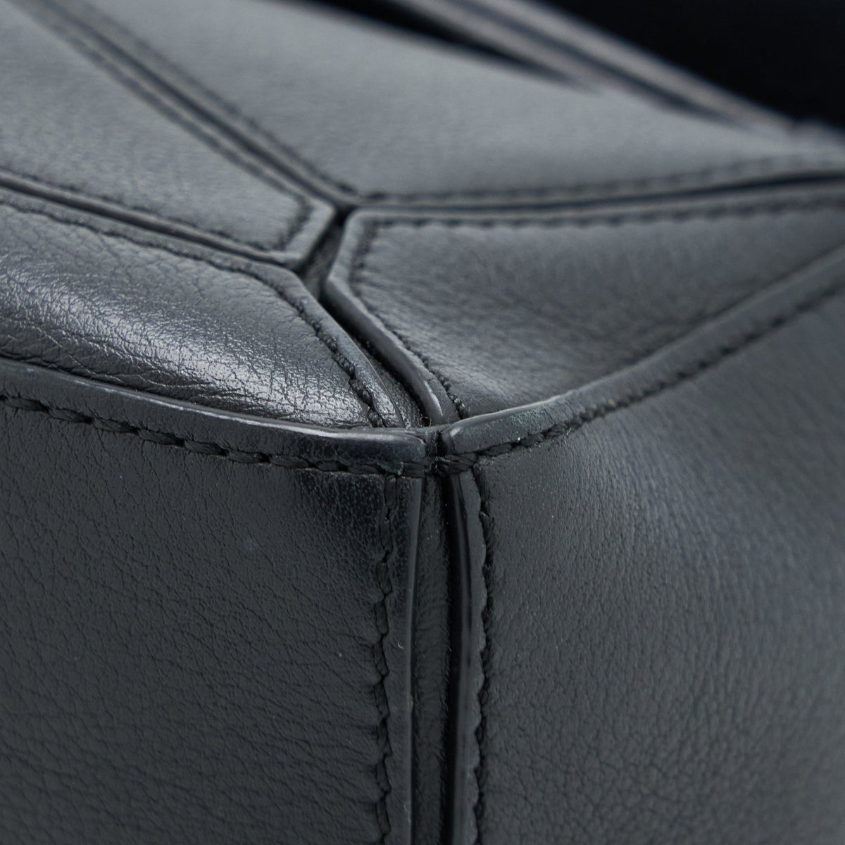 LOEWE MINI PUZZLE CALFSKIN BLACK SHW