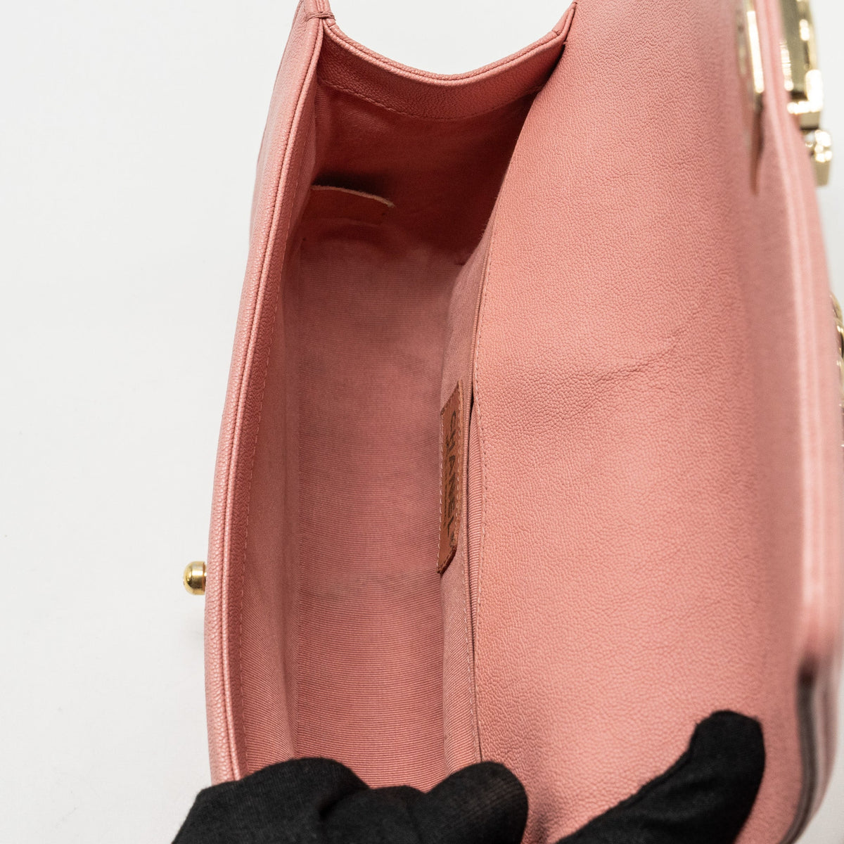 CHANEL MEDIUM BOY BAG CAVIAR PINK LGHW