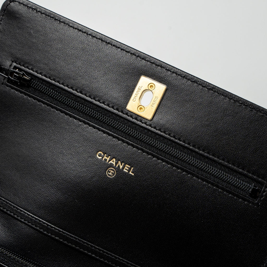 CHANEL PEARL CRUSH WALLET ON CHAIN LAMBSKIN BLACK GHW (MICROCHIP)