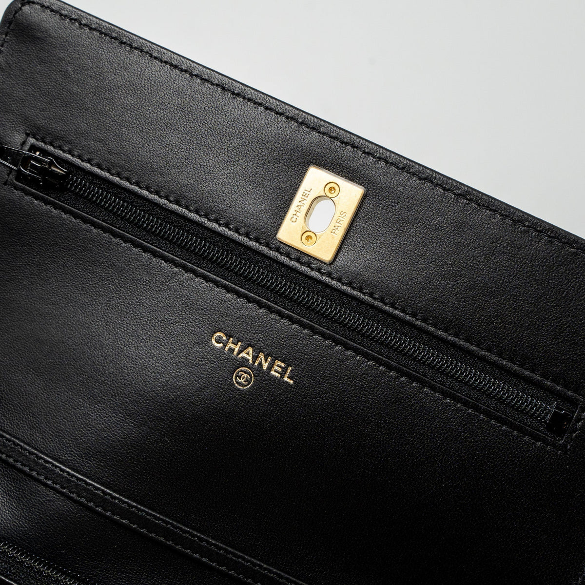 CHANEL PEARL CRUSH WALLET ON CHAIN LAMBSKIN BLACK GHW (MICROCHIP)