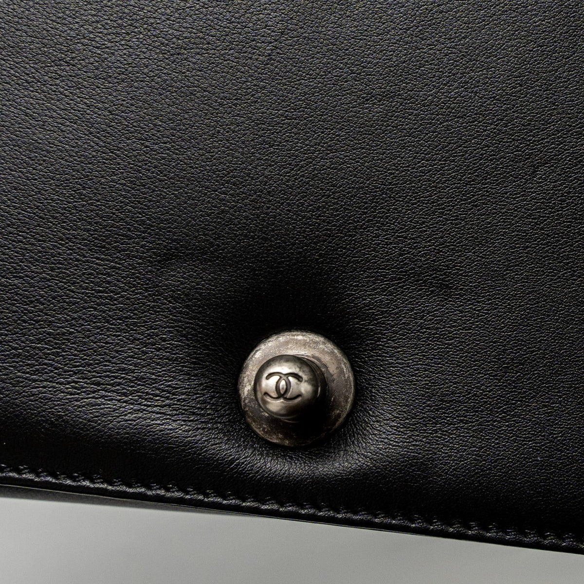 CHANEL SMALL BOY BAG CALFSKIN BLACK RUTHENIUM SILVER HARDWARE