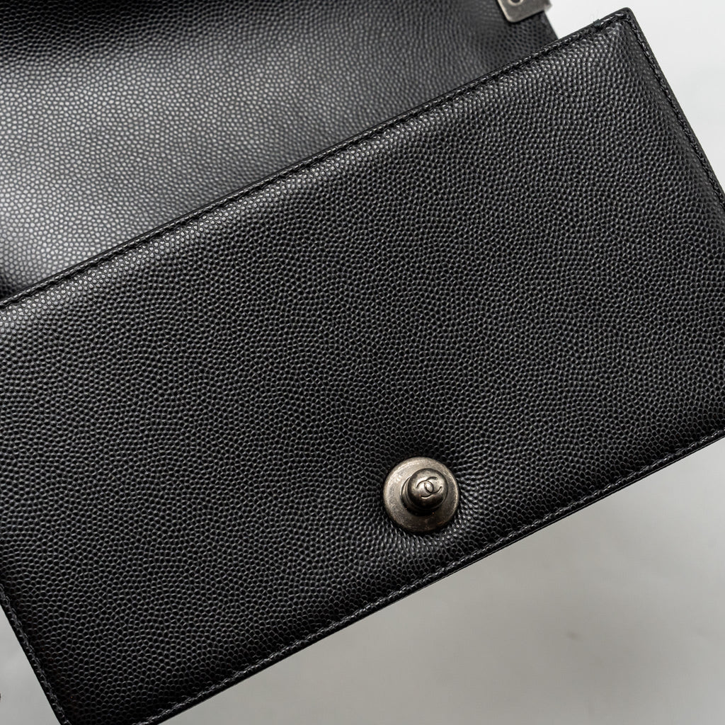 CHANEL SMALL BOY BAG CAVIAR BLACK SHW (MICROCHIP)