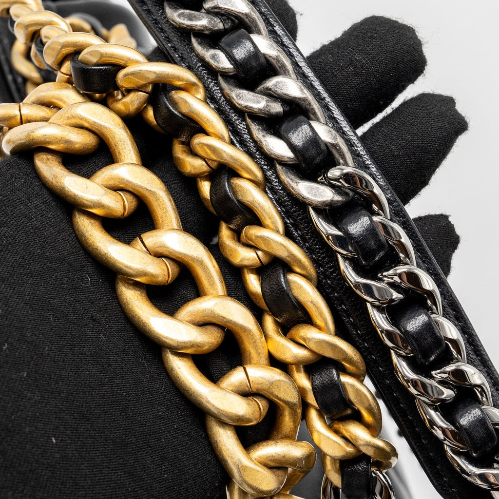 CHANEL MEDIUM 19 BAG LAMBSKIN BLACK MULTICOLOURED HARDWARE(MICROCHIP)
