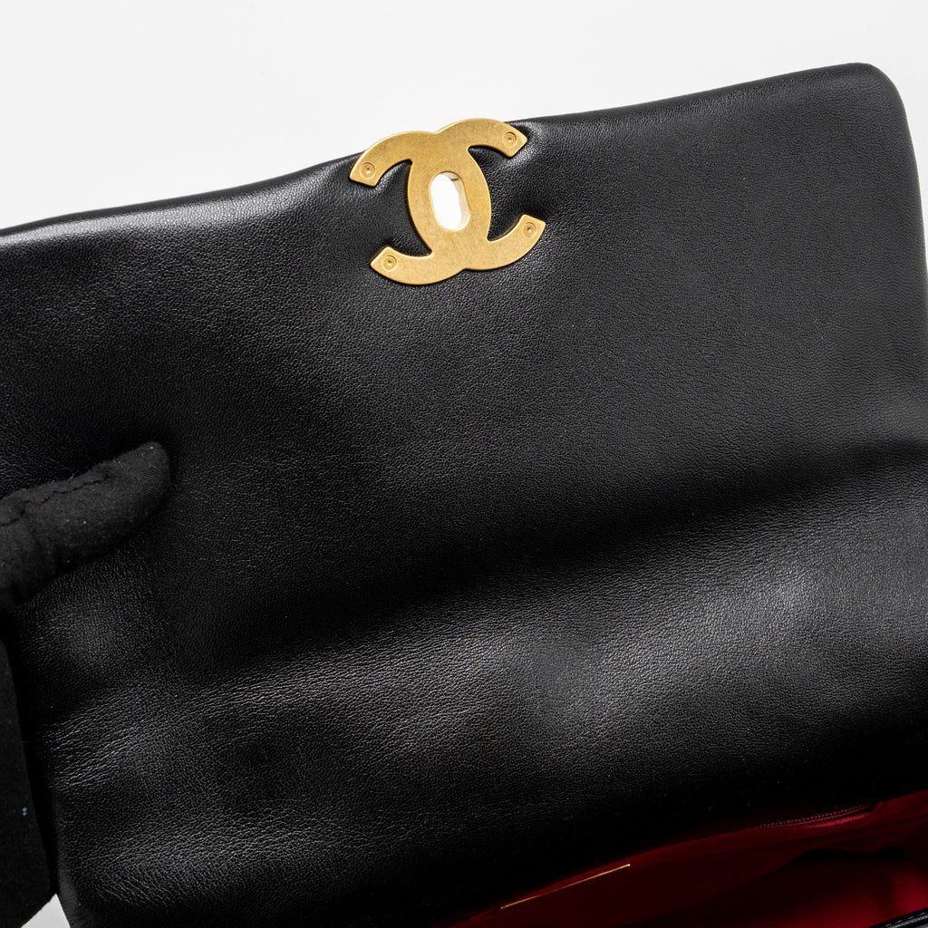 CHANEL MEDIUM 19 BAG LAMBSKIN BLACK MULTICOLOURED HARDWARE(MICROCHIP)