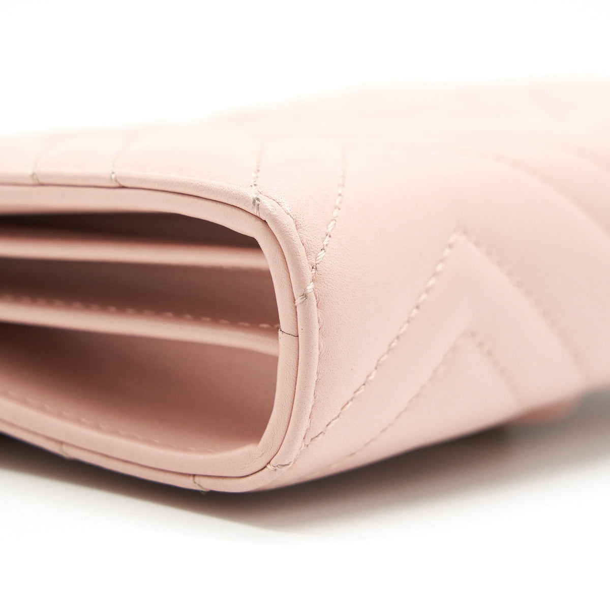 GUCCI GG MARMONT MATELASSE MINI BAG PINK