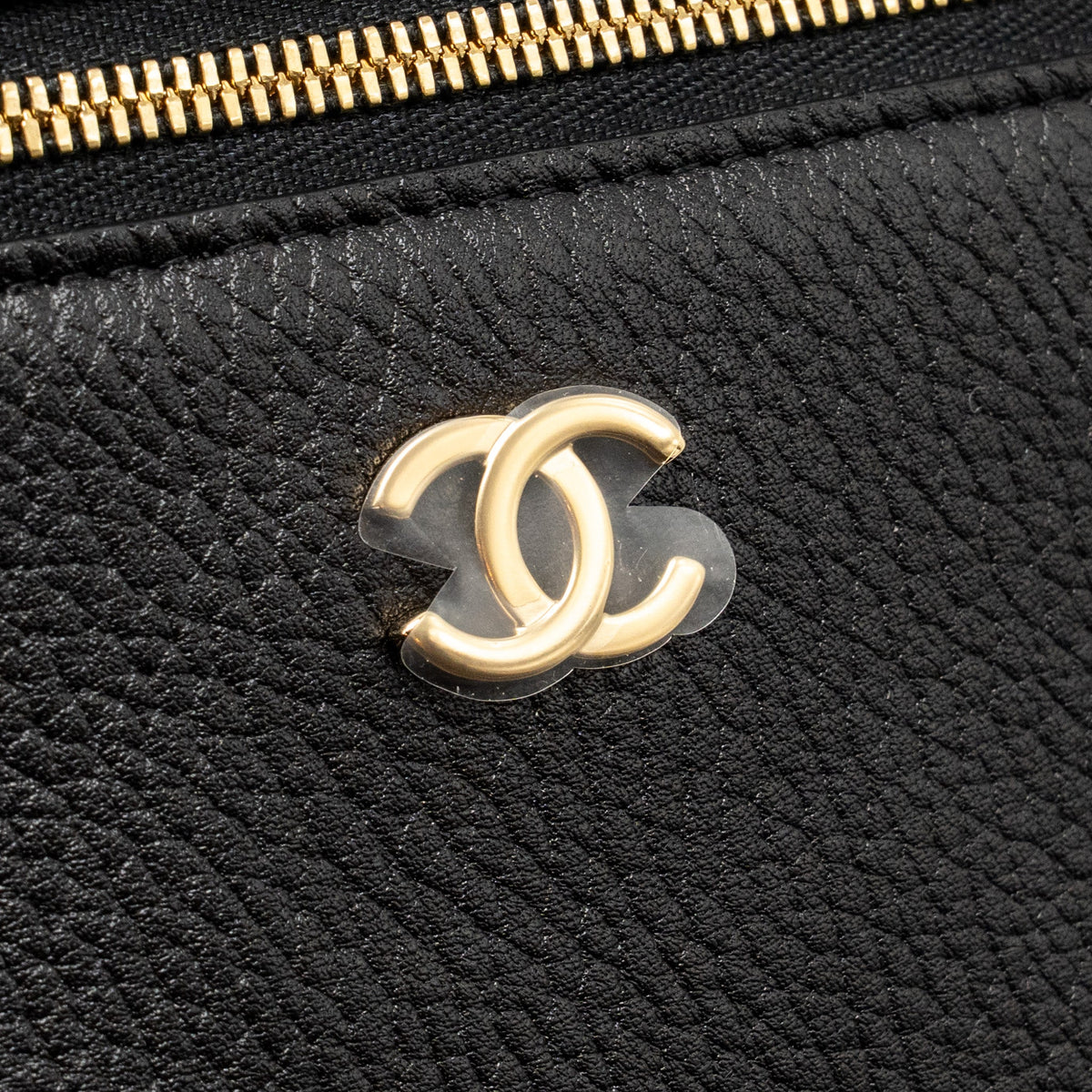 Chanel 26A CC Vanity with Chain Grained Calfskin Black GHW (Microchip)