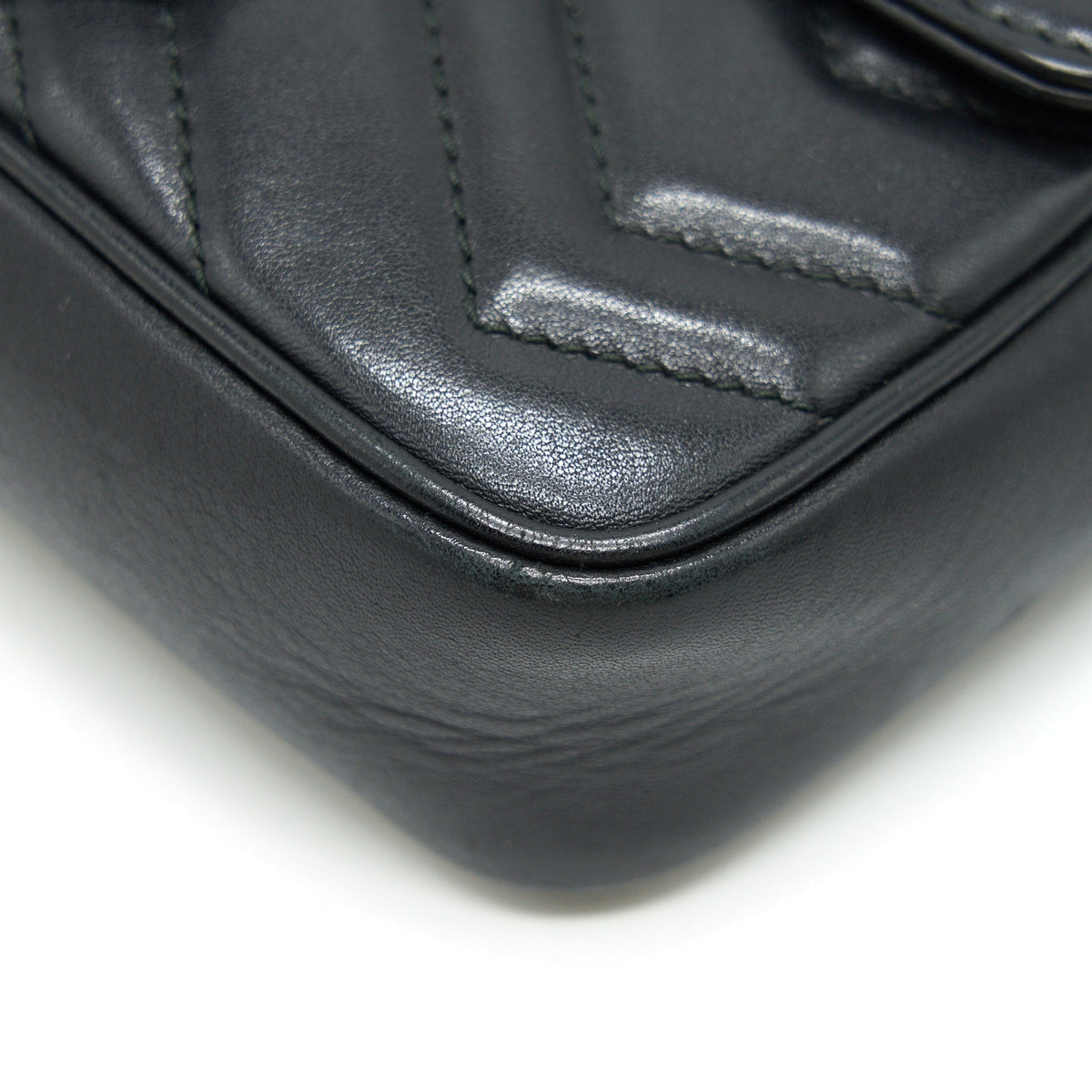 GUCCI GG MARMONT SUPER MINI LEATHER BAG BLACK