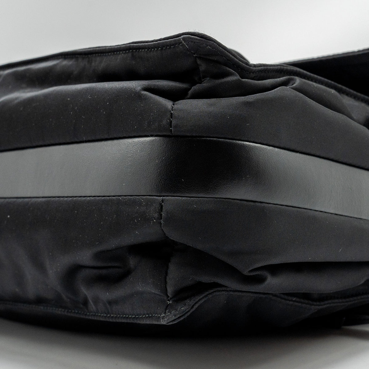 PRADA PADDED RE-NYLON SHOULDER BAG BLACK SHW