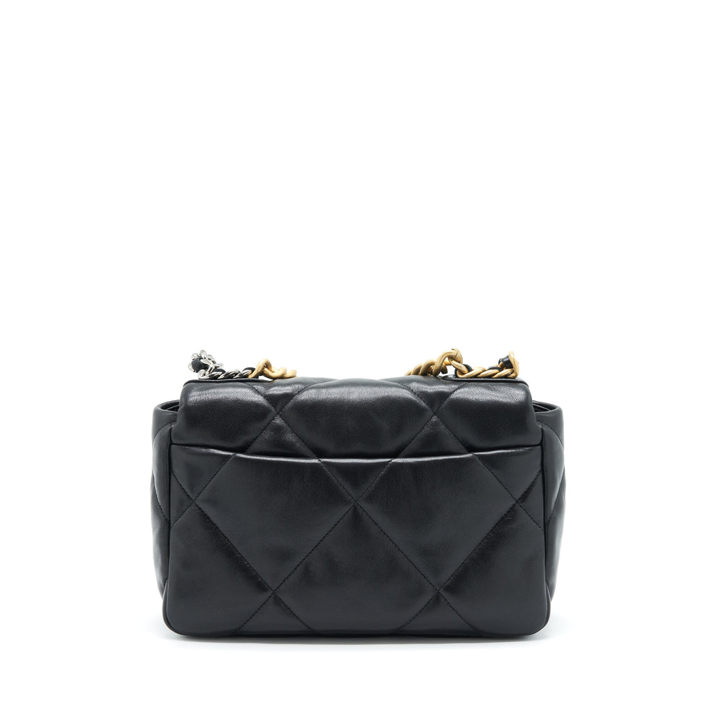CHANEL SMALL 19 BAG BLACK