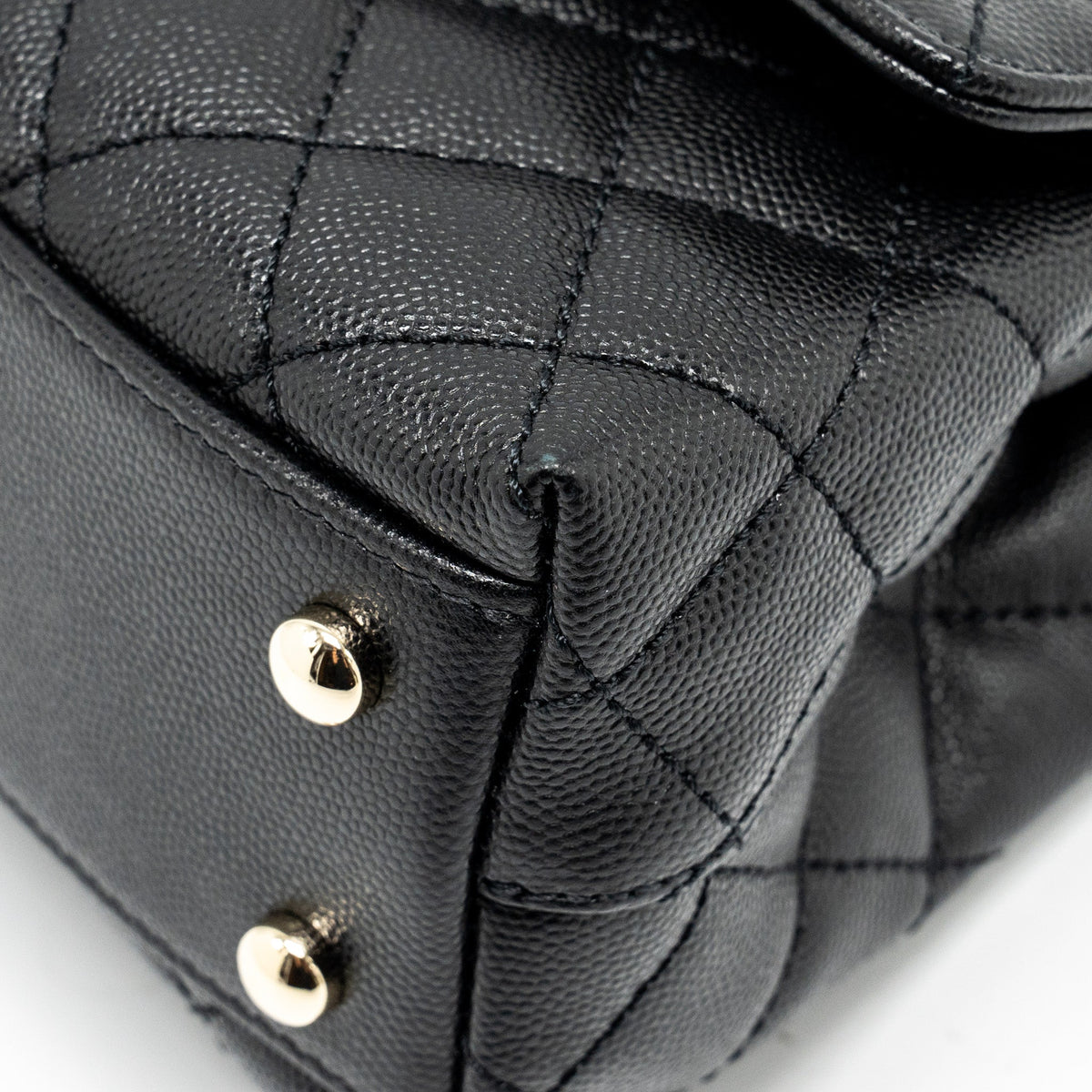 CHANEL SMALL COCO HANDLE CAVIAR BLACK LGHW (MICROCHIP)