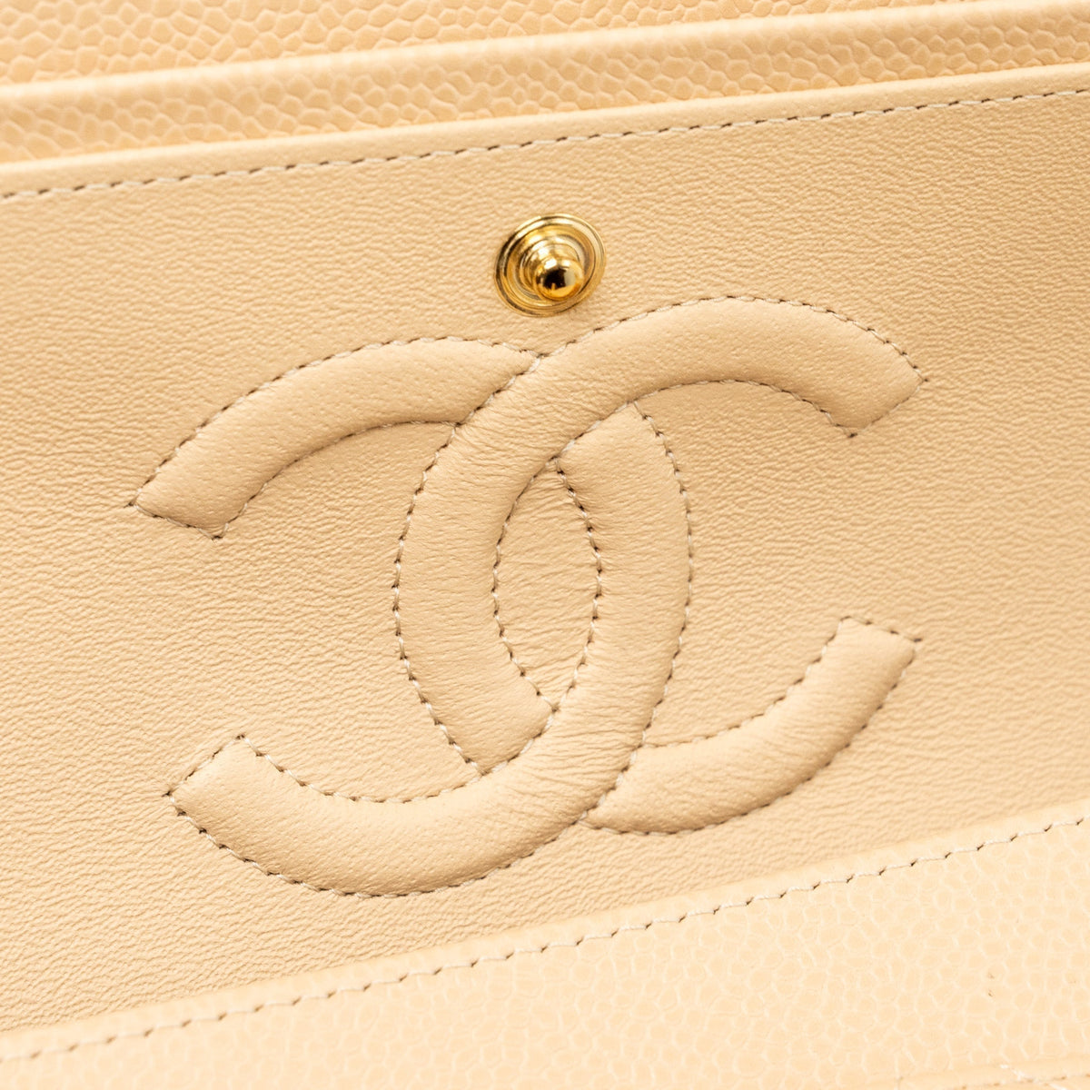 CHANEL MEDIUM CLASSIC DOUBLE FLAP BAG CAVIAR BEIGE GHW (MICROCHIP)
