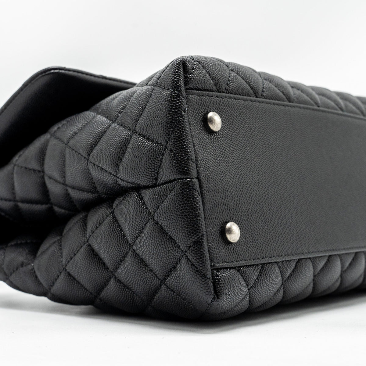 CHANEL LARGE COCO HANDLE CAVIAR BLACK RUTHENIUM HARDWARE