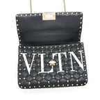 VALENTINO GARAVANI MEDIUM ROCKSTUD SPIKE SHOULDER BLACK LETTER PRINT LGHW