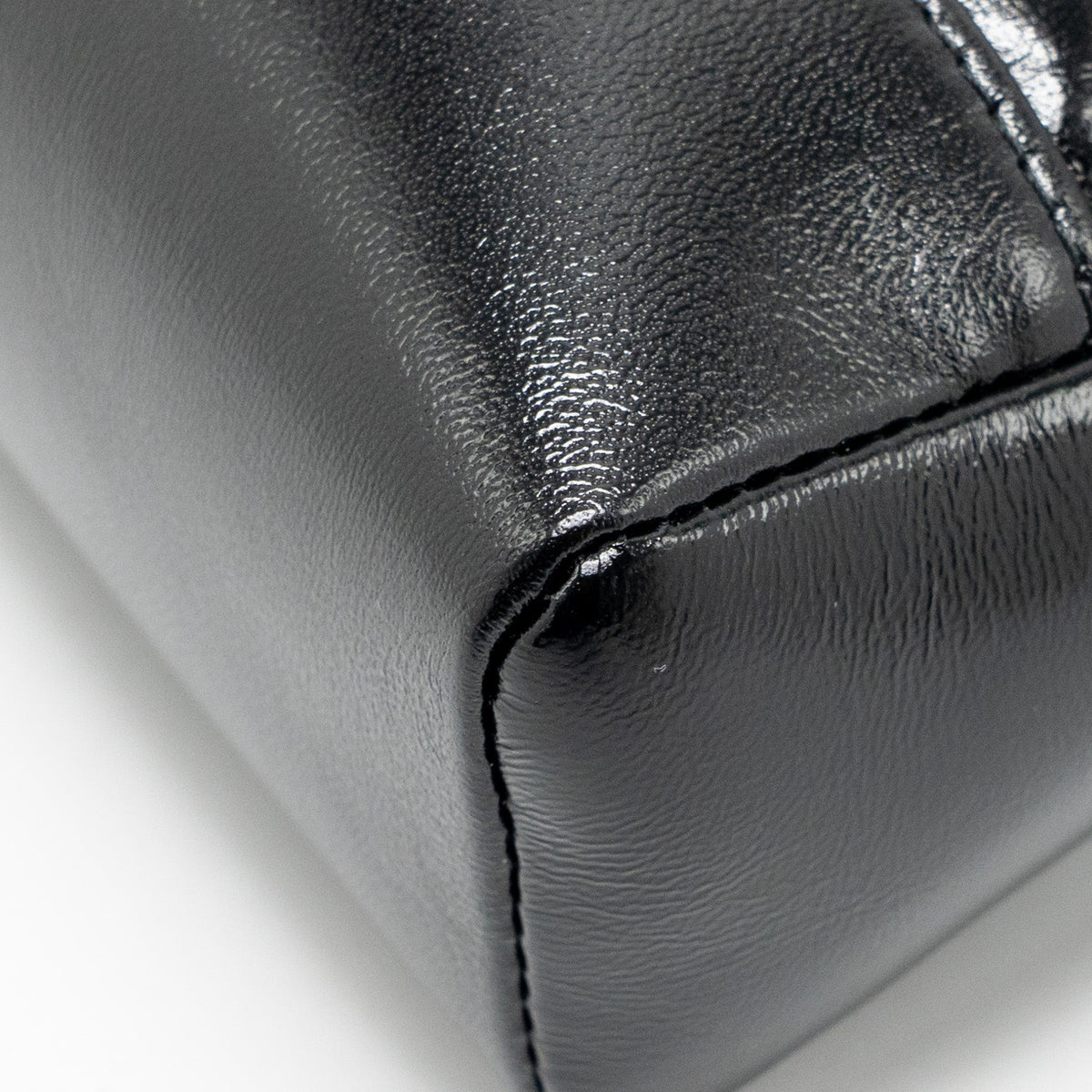 CHANEL 25P MINI 31 BAG SHINY LAMBSKIN BLACK LGHW (MICROCHIP)