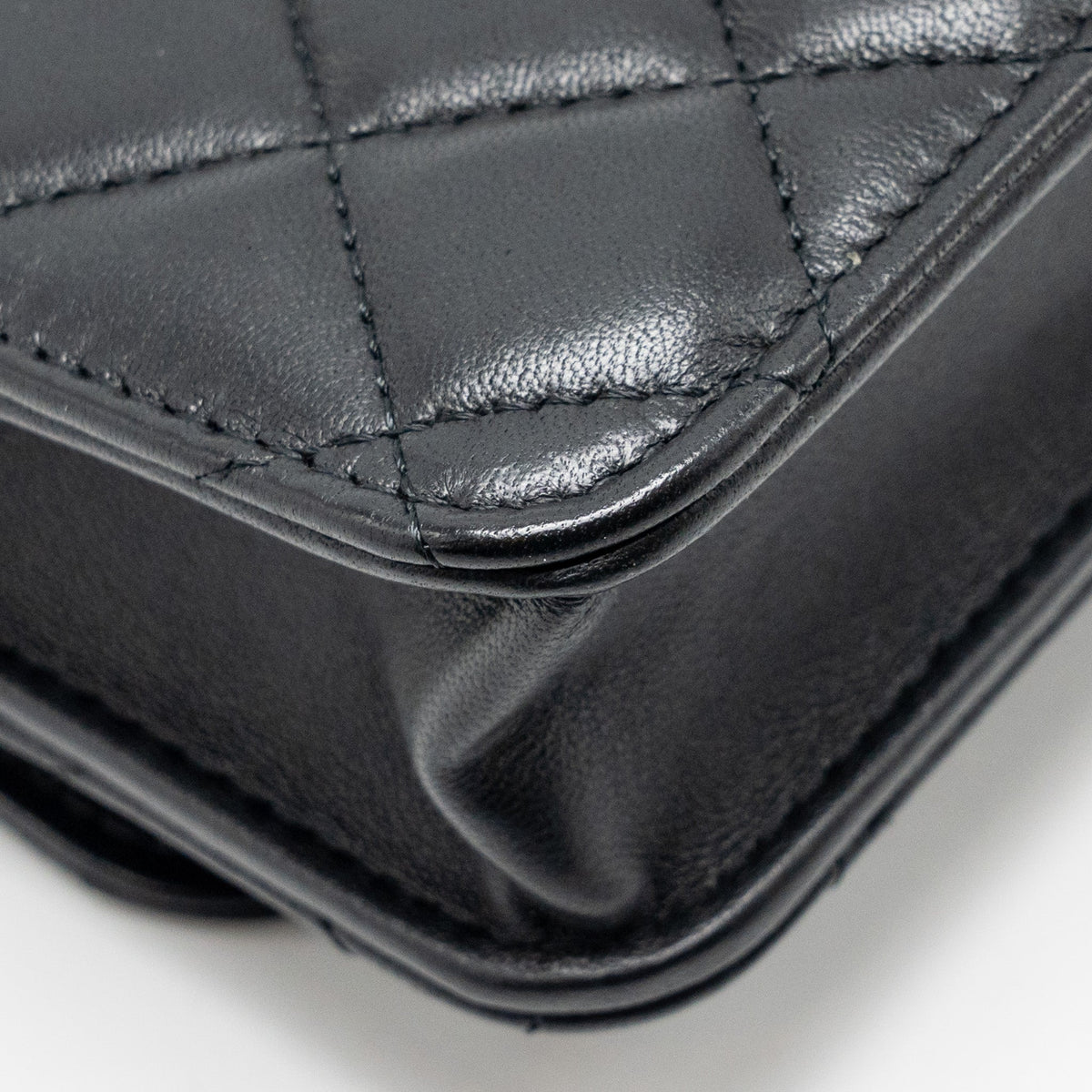 CHANEL PEARL CRUSH MINI FLAP WALLET ON CHAIN LAMBSKIN BLACK GHW (MICROCHIP)