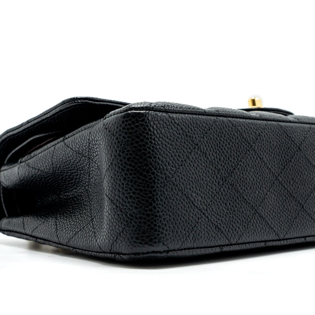 CHANEL MEDIUM CLASSIC DOUBLE FLAP BAG CAVIAR BLACK GHW