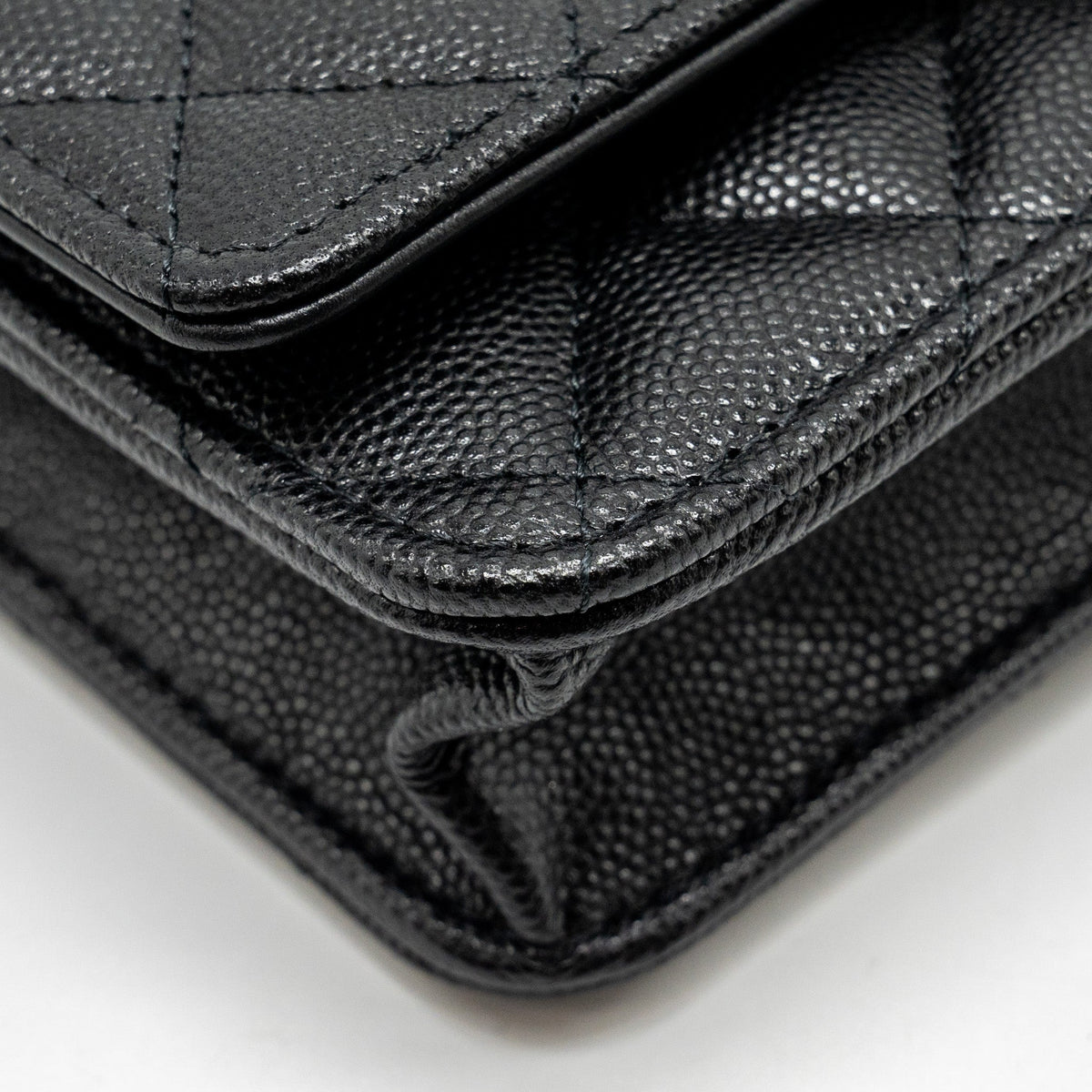 CHANEL CAMELLIA WALLET ON CHAIN CAVIAR BLACK GHW (MICROCHIP)