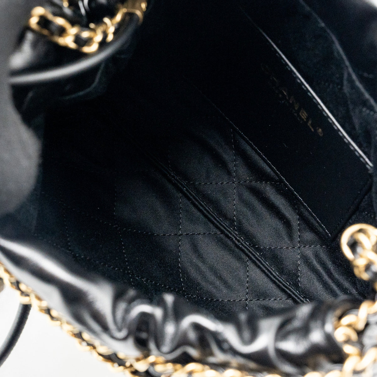 CHANEL MINI 22 BAG SHINY CALFSKIN BLACK GHW (MICROCHIP)