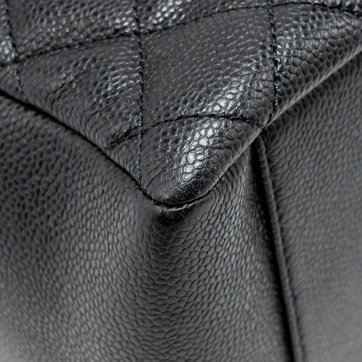 CHANEL GRAND SHOPPING TOTE / GST CAVIAR BLACK GHW