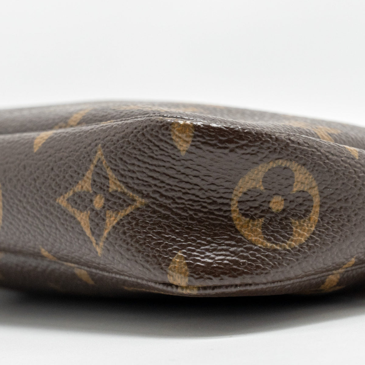 LOUIS VUITTON POCHETTE ACCESSORIES MONOGRAM CANVAS GHW