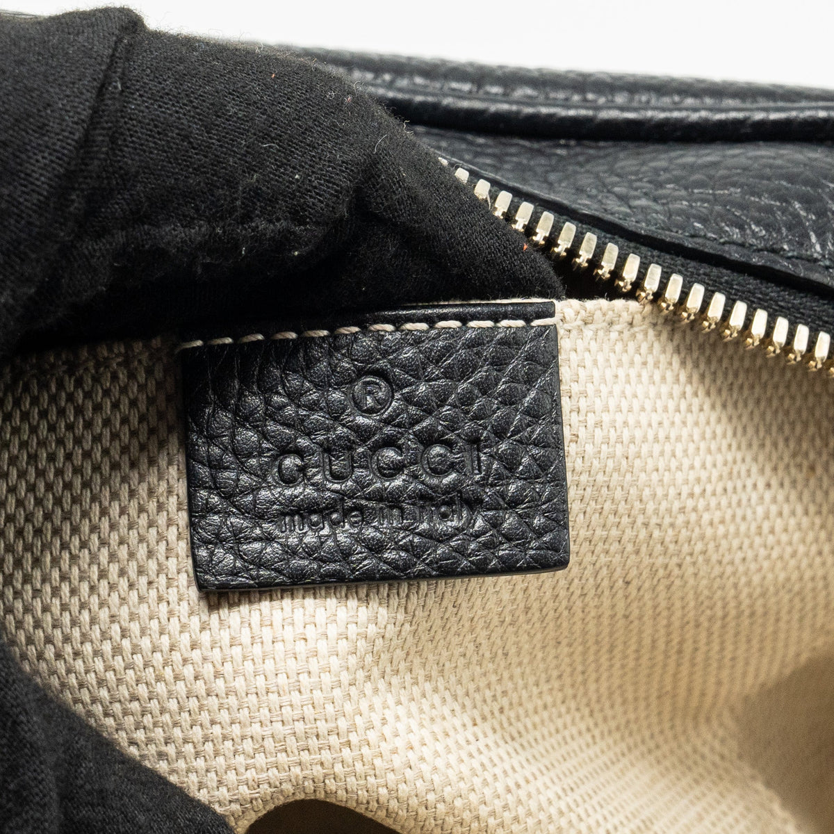 GUCCI DISCO SOHO CAMERA BAG GRAINED CALFSKIN BLACK GHW