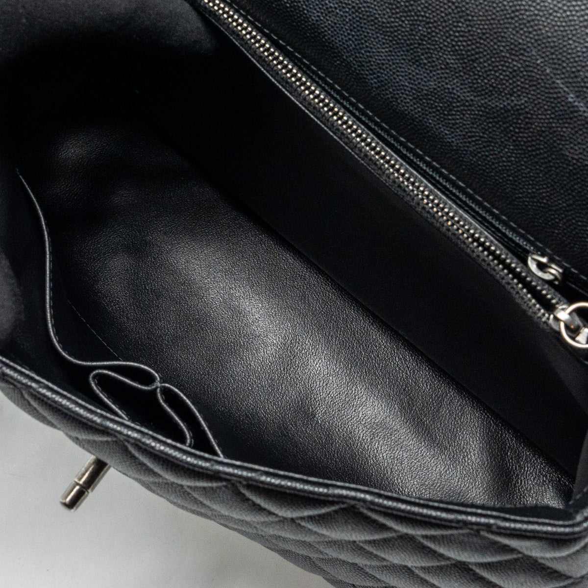 CHANEL LARGE COCO HANDLE CAVIAR BLACK RUTHENIUM HARDWARE