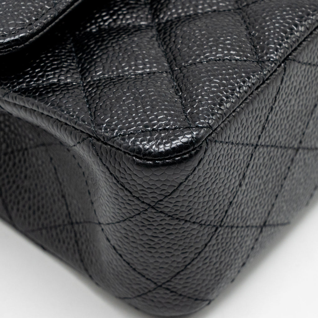 CHANEL MEDIUM CLASSIC DOUBLE FLAP BAG CAVIAR BLACK GHW