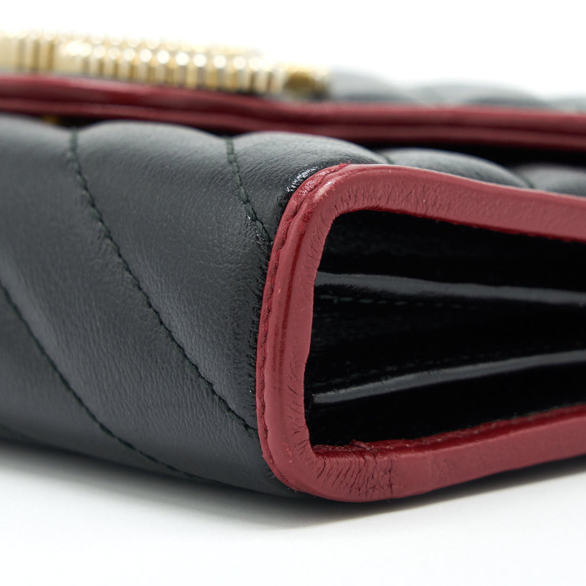 GUCCI GG MARMONT WALLET ON CHAIN BLACK GHW