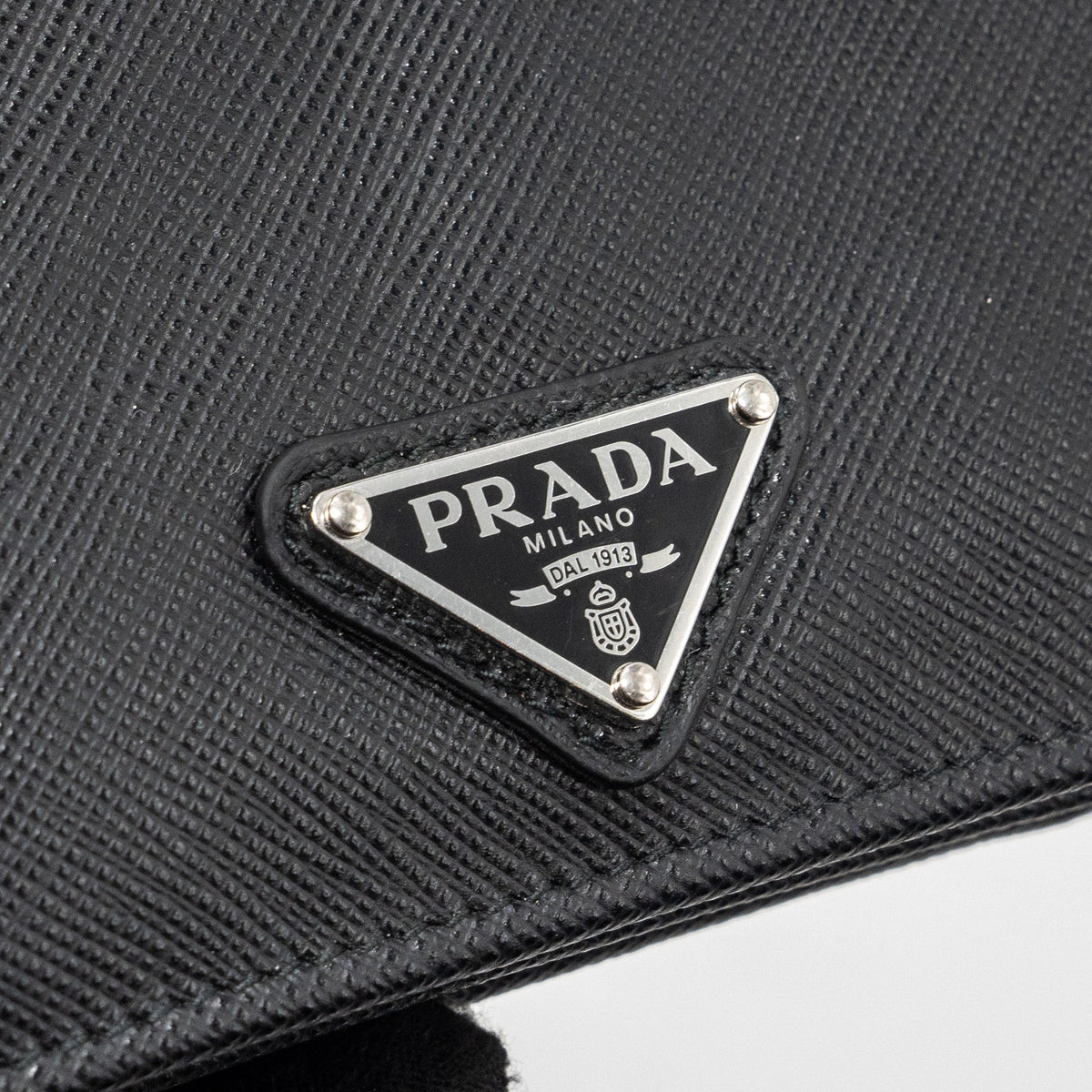 PRADA SAFFIANO WALLET CALFSKIN BLACK SHW