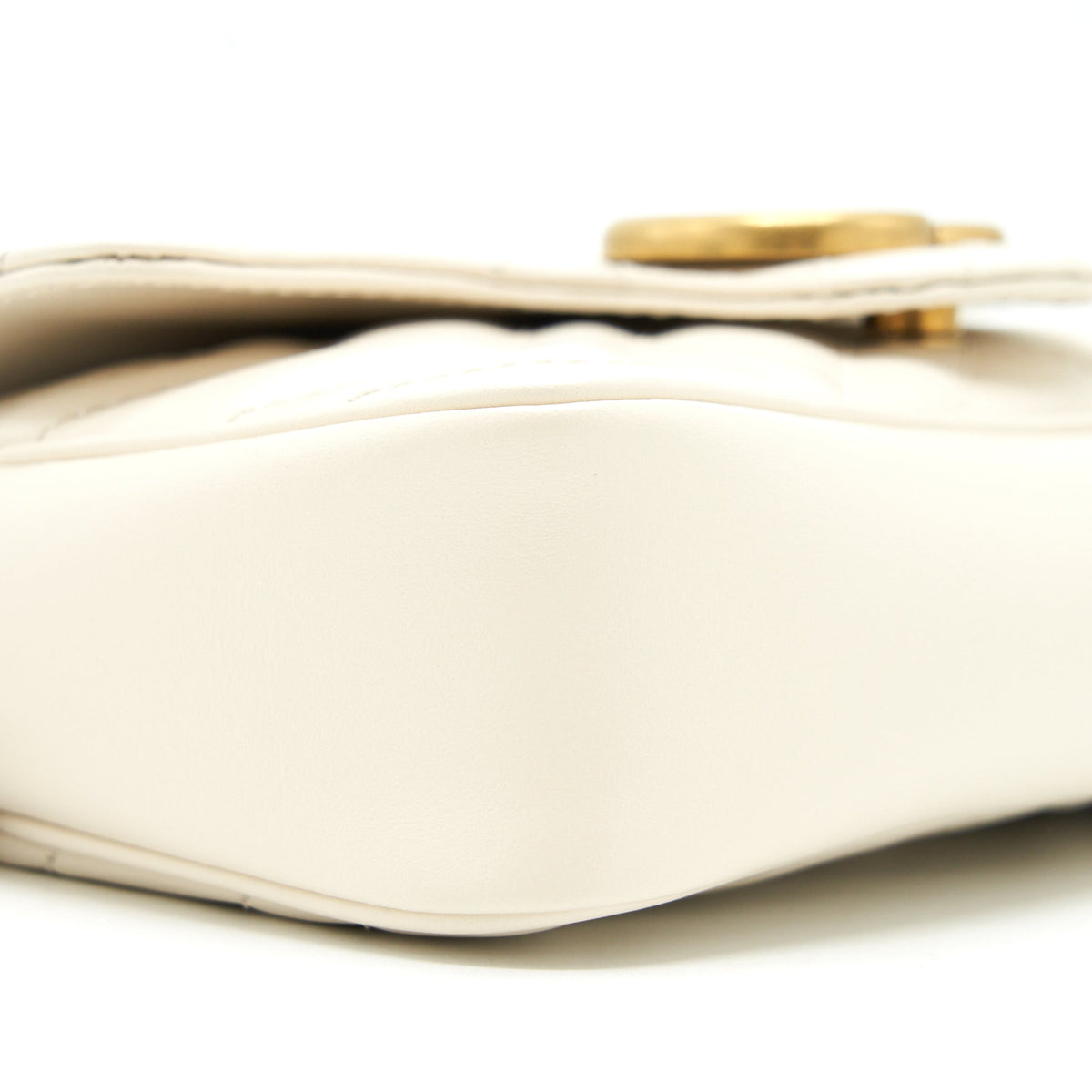 GUCCI GG MARMONT SUPER MINI BAG WHITE GHW