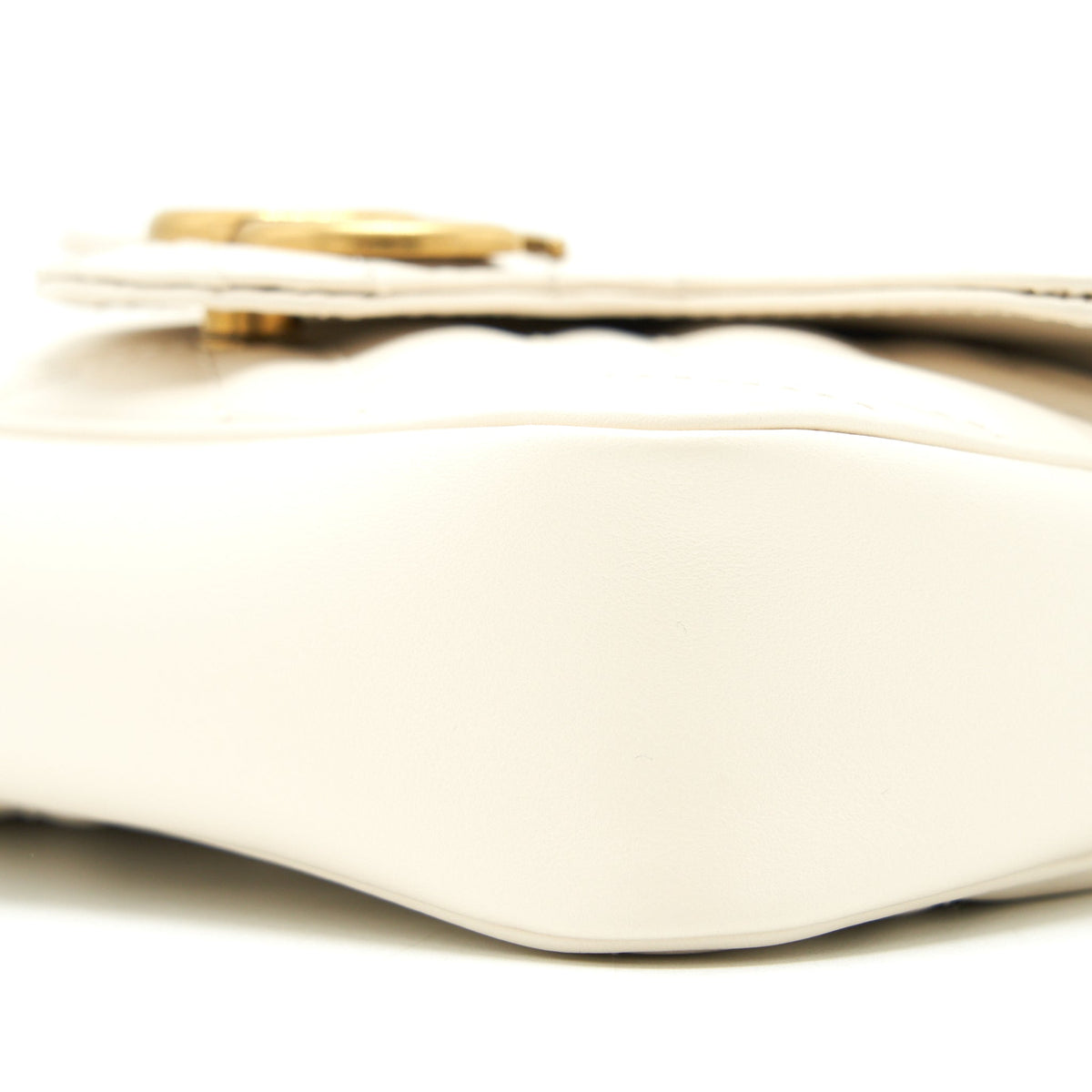 GUCCI GG MARMONT SUPER MINI BAG WHITE GHW